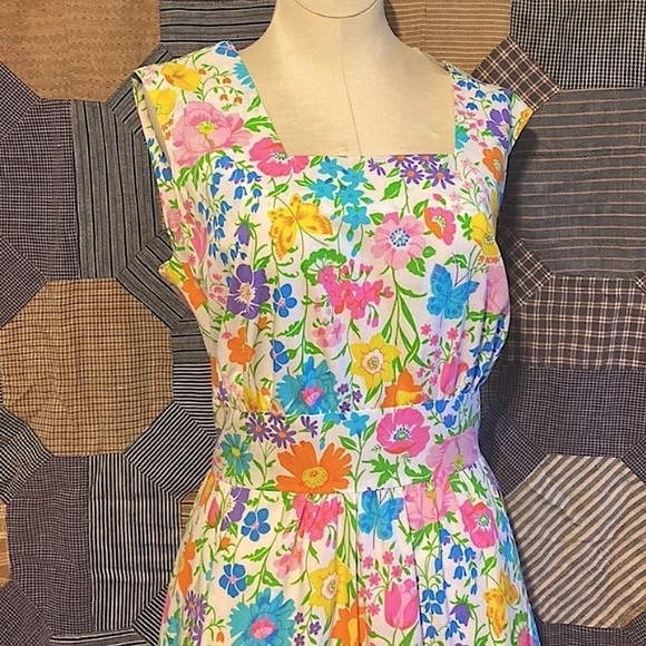 1970s Vintage Butterfly, Floral white sundress - Picture 3 of 6